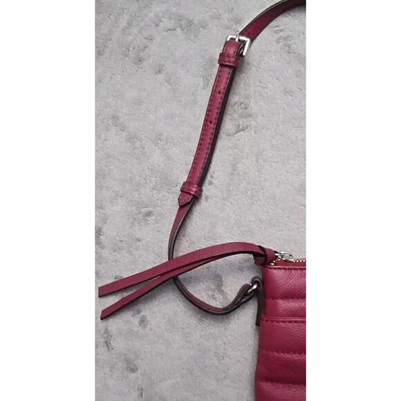 T Tahari Metro Crossbody Bag Leather Deep Red With Side Pouch Tassel - Picture 8 of 10